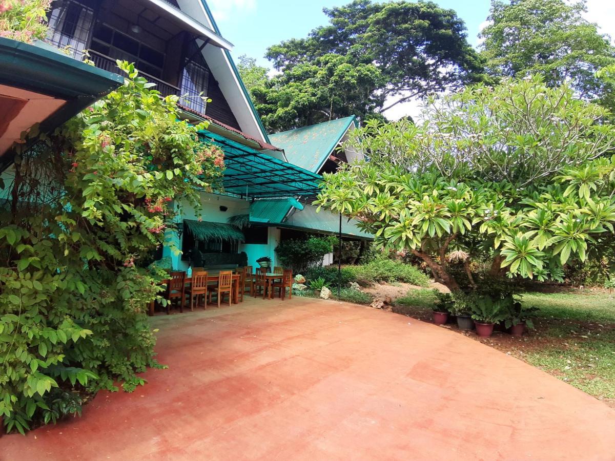 Dang Maria Bed And Breakfast Puerto Princesa Esterno foto
